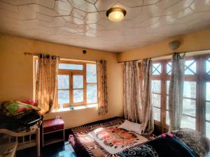 T-Suru & Guest house & Cafe
