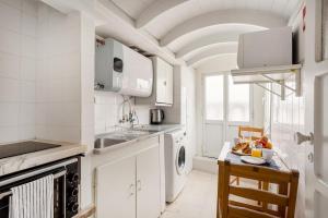 Cozy Loft in Historic Chiado