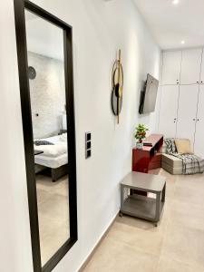 Faliro Designer Studio - 5 min walk to the beach