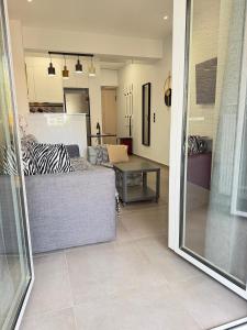 Faliro Designer Studio - 5 min walk to the beach