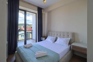 Modern 1BR in Garden Hills with Balcony - Wehost