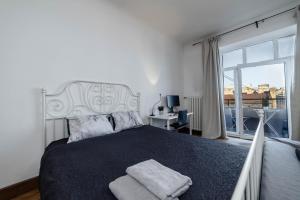 Central 3BR with Balcony - Riga City Views