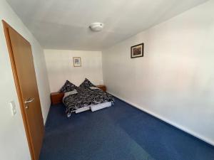 Hotel Iris- Pizzeria Ristorante La Taverna