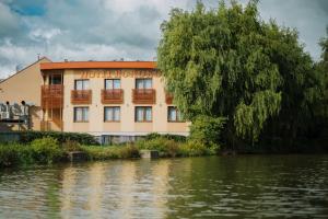 Hotel Rokoko Košice - free parking