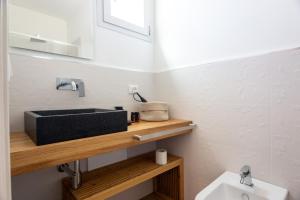 Mariposa Rooms img13