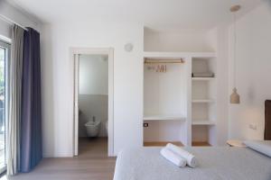Mariposa Rooms img21