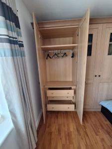 Cosy double room with own en suite bathroom
