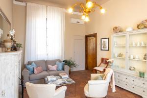 The Golden Suite , Cathedral View