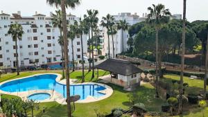 Modern Beachfront 1BR Apartment Calahonda