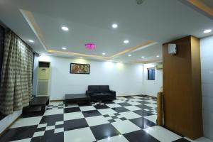 MB Service Apartment