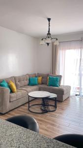 GL Luxe Suites