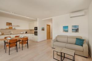 River side apartment B17