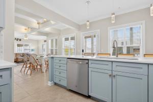 Rising Tide by Brunswick Vacation Rentals with Views