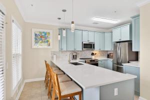 Rising Tide by Brunswick Vacation Rentals with Views