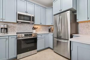 Rising Tide by Brunswick Vacation Rentals with Views