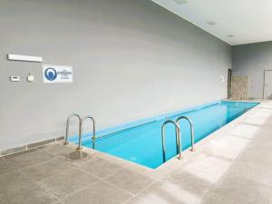 HOM I 1D1B, WiFi, Estacionamiento, Calefacción central, terraza, Piscina Temperada