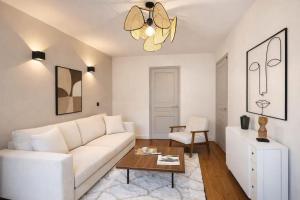 Arc de Triomphe - Prestige apartment with lift for 5
