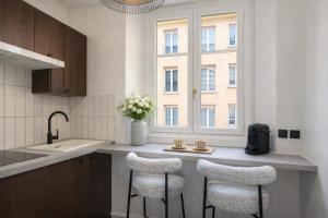 Arc de Triomphe - Prestige apartment with lift for 5