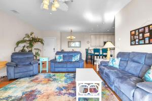 Beats Working By Oak Island Accommodations