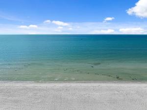 Bonita Beach & Bay Views | 200 Steps to the Beach