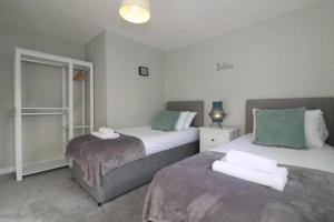 Free Parking- Sleeps 5 -3 Bedroom - City Centre