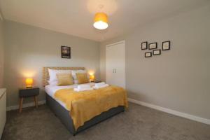 Free Parking- Sleeps 5 -3 Bedroom - City Centre