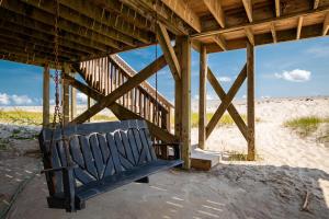 Beside the Sea by Oak Island Accommodations