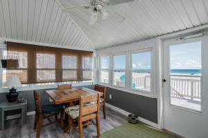 Beside the Sea by Oak Island Accommodations
