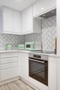 Clifton Hill Retreat