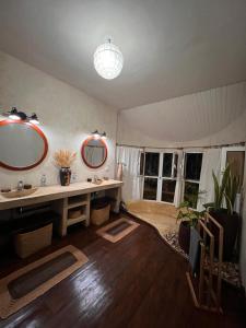 VOLANA BEACH Villa MASOANDRO