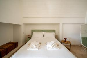 Trullo Vignaiolo with Private Pool in Ostuni