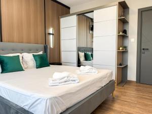 1BR Apartment| 6min to Centre |Free Street Parking