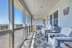 Blu Malibu by Oak Island Accommodations