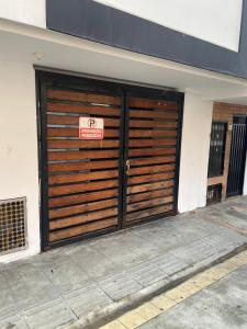 lindo apartamento con parqueadero