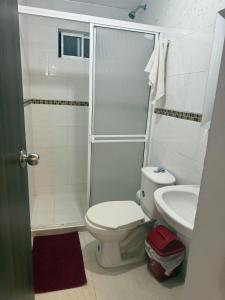 lindo apartamento con parqueadero