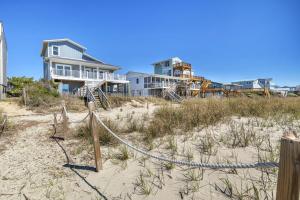 Blu Malibu by Oak Island Accommodations