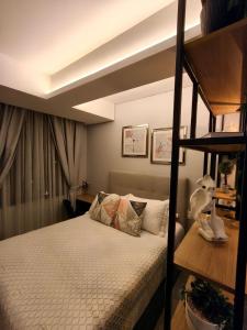 Modern Studio for 1 or 2 Guests Near Airport Free WiFi