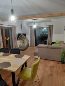 APARTAMENTY UL.SARNIA