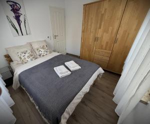 Fellbach Homely Private-Entry Flat near Stuttgart