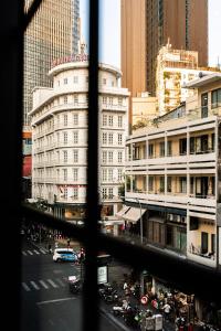 Vela Nguyen Hue Romantic Loft City View