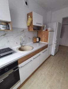 Kołobrzeg mieszkanie 3 pokojowe ul Drzymały