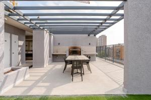 Departamento Suite moderno con ubicación privilegiada en el centro de Santiago, cercano a Palacio De La Moneda y lugares turísticos de la ciudad CON AIRE ACONDICIONADO