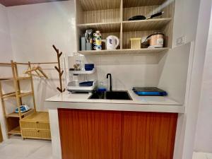 Gravins Place Free Parking Netflix Karaoke Wifi