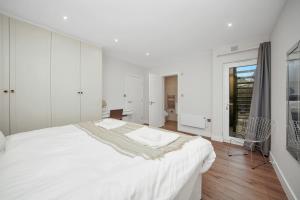 Stylish 2bed flat 8min to Wimbledon tennis courts