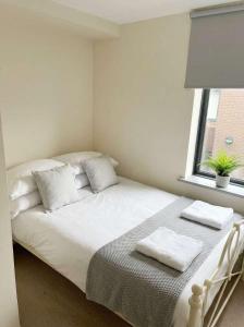 2 Private Rooms in Shared Apartment with Kitchen