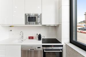 GuestReady - Blossom Mosaic Marigold Apartment