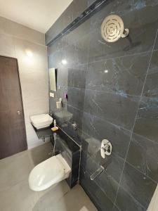 Mountain View 3BHK Near Airport Free Parking