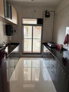 Mountain View 3BHK Near Airport Free Parking
