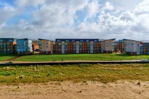 Sea view apartment at the beach!