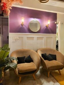Amour 1BHK Bandra Chapel Road